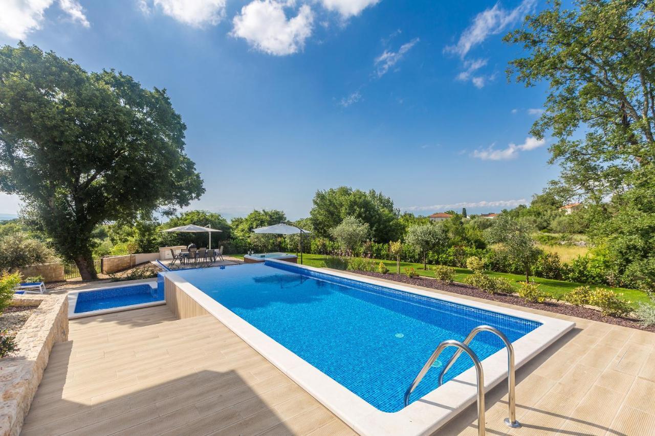 Villa Roko Малинска Экстерьер фото